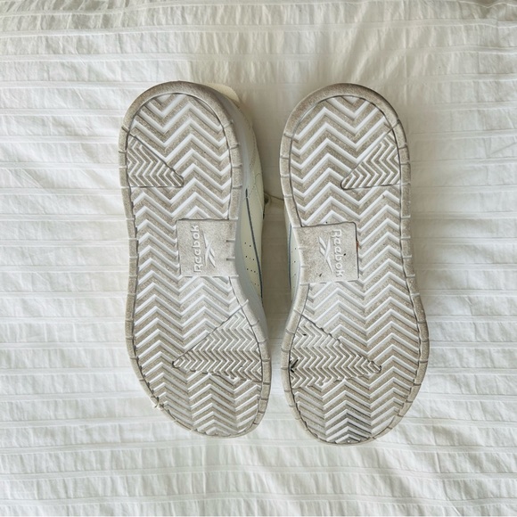 Reebok Club C Platform Sneaker - Off white w/Rose Gold - Picture 5 of 5